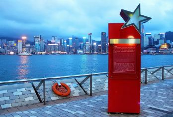 香港石澳+赤柱+太平山顶【12小时包车+向导-可自定义行程】【​定制路线​：灵活路线、舒适体验、本地化服务，无需受限于公共交通时刻表】