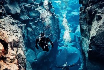 冰岛雷克雅未克往返草帽山-红房子等斯奈山半岛景点-包车-精选【专属客服和本地中文司机，一家一团包车】