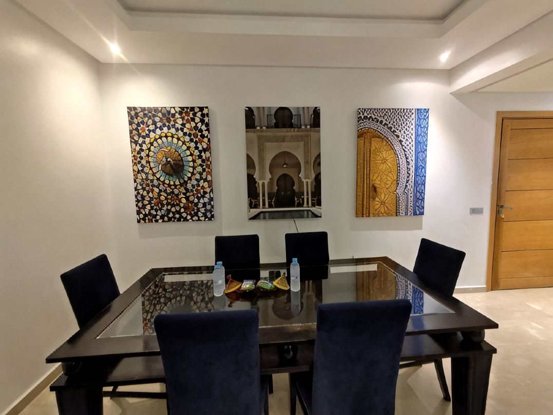 Ideal, 2 bedrooms, 2 bathrooms, fiber, IPTV, parking, sports