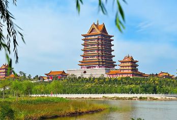 银川出发一日游·青铜峡黄河大峡谷+108塔+大禹文化园【[2种套餐自由选择]套餐A(只含往返接送车费)，套餐B(包含景区门票+景区小交通+往返接送车费)】