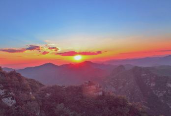 北京京东大峡谷包车一日游【纯玩包车/上门接送/出发时间自由】【京东大峡谷—水清亮如银，浅吟低唱；五眼潭如五封明镜，镶嵌谷中！】