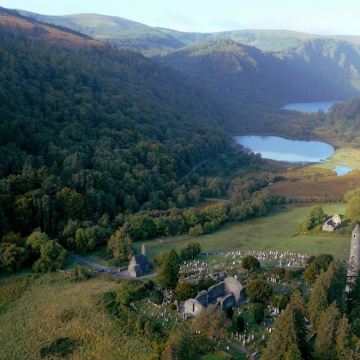 爱尔兰格兰达洛+威克洛山+基尔肯尼一日游|含牧羊犬表演