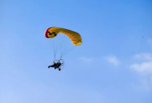 南宁武鸣飞行观光【固定翼/动力伞+多层次体验+专业化保障】【展翼武鸣之巅，俯瞰山水画卷。】