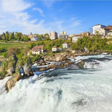 苏黎世小众线路-包车：莱茵瀑布+国立博物馆+瑞士莲巧克力之家