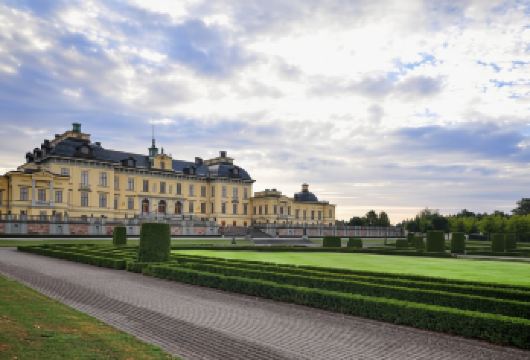 瑞典+斯德哥尔摩王宫+皇后岛宫一日游/行程可调-可定制多日【包车一日游，解锁旅行新方式！独立车辆配备经验丰富的老司机，为您量身打造专属行程。】