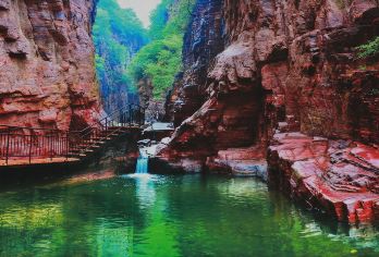中国河南洛阳龙潭大峡谷一日游【[景区直通车]洛阳市区出发，直达景区、天天发团】