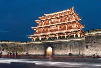 潮州古韵深度游：广济桥探秘、韩江夜赏、古城文化沉浸一日游【[古城文化沉浸]牌坊街美食寻味+甲第巷望族探秘+开元寺禅意静心】