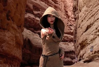 平山湖大峡谷午班 半日游【可选8人头等独立座椅/上门接送】【[8人豪华头等舱]最多8人，1+1独立座席，舒适安全性能高，精品推荐，张掖西站、主城区酒店免费接送。】