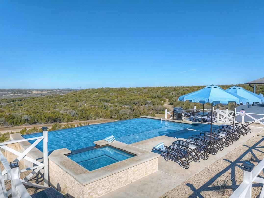 Hilltop Lux Haus with InfinityPool-Hottub-PoolTable