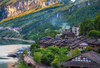 重庆龚滩古镇+蚩尤九黎城纯玩包车自由行一日游+可定制行程【重庆本土旅行社无惧任何对比模仿，车辆运营证件齐全、车新车况优良，只为您少一份旅途疲劳。】