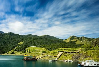 新疆天山天池一日游【沿线可接+纯玩无购物】【[纯玩行程] 全程纯玩无购物+无强制消费，让您放心出游不花冤枉钱。多个集合点乘车+出行更省心。】