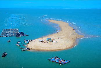 漳州东山岛+鱼骨沙洲一日游【含海鲜餐+南门湾岛内免接送】【[优质交通]厦门市区（思明区/湖里区）各大酒店接送，岛外旅客需自行到岛内集合，统一出发】