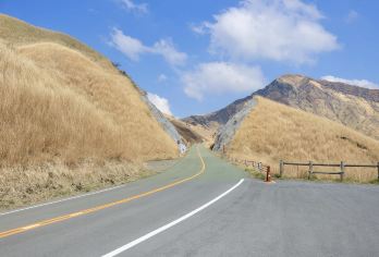 日本九州-熊本往返-阿苏山-草千里-高千穂峡 领略活火山风采【专业行程定制，精选热门景点，高效游玩不走回头路，贴心服务保障，轻松】