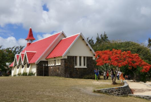 毛里求斯七色土+夏马尔瀑布+圣水湖+黑河谷国家公园等之旅【深度体验毛里求斯西南部自然与文化交融的核心魅力】