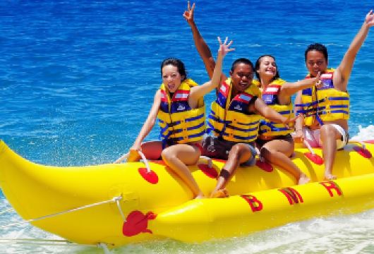 懒猫旅行 马奴干岛+沙比岛双岛一日游-中文导游/海鲜午餐【水上项目随意搭，漫步海底，或者滑翔空中，刺激享不停，比当地购买便宜】