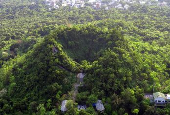 【海口纯玩1天A线】火山口+海瑞文化园+海瑞文展览馆+文笔峰【纯玩 无购物 品质团】