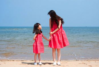 深圳大梅沙+中英街+金色海岸游艇+地王大厦观光一日游【[深圳高端纯玩团]一手地接资源，独立发班，100%确保品质，拒绝任何形式的购物，真正的纯玩团。】