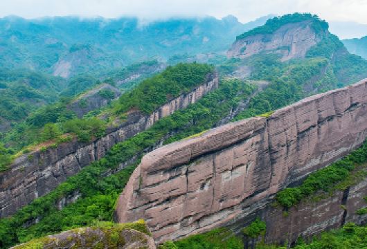 龙岩冠豸山+连城四角井看表演非遗文化+厦门漳州龙岩周末周边游【一座有电梯的山-冠豸山您值得一坐】