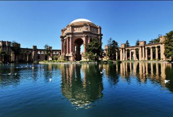 旧金山一日游：金门大桥+艺术宫+科伊特塔+探索博物馆【[费用包含]一站全包服务-无需支付司机小费-餐费-过路费（不包含门票+导游费用）-包车时长10小时】