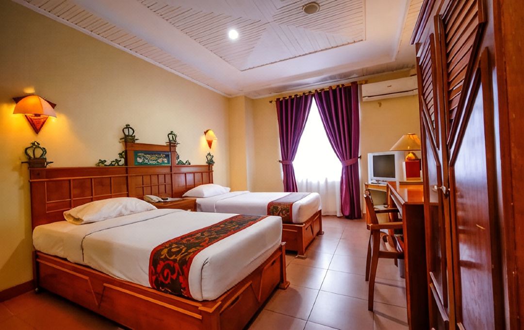Kharisma Hotel