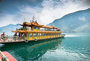 宜昌清江画廊一日游【A/B线可选 百里清江美如 天天发班】【“影画游” 路线：全新推出的 “影画游” 路线以倒影峡区域为核心，打造了多个主题区域体验新场景，】