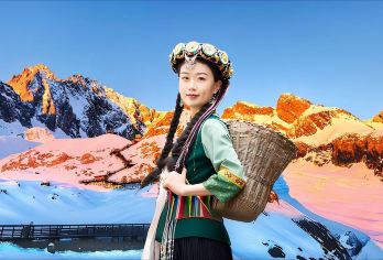 丽江玉龙雪山+蓝月谷一日游【8人团丨官方票丨无需抢票丨大氧】【[安心出行]索道套餐官方出票，无需自行抢票，真正放心出行；除雪山停开等情况，未出票退一赔一！】