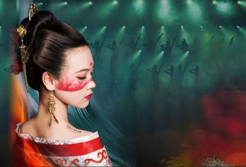 西安秦始皇帝陵博物院(兵马俑)+华清宫+西安千古情一日游【[亮点1]：多团型可供选择：经典热销团，轻奢晚出发团，头等舱团；多种演出套餐搭配，解锁游玩新方式！】