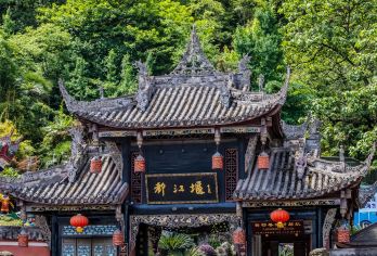 都江堰+青城山一日游【门票保障|真纯玩|三环内接|可选保姆车【登道家仙山—青城山；观古堰往事—都江堰】