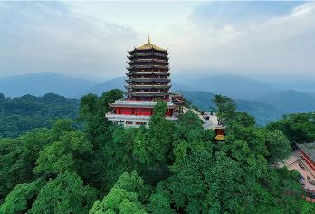 成都都江堰+青城山一日游【赠送成都市区三环内上门接站服务，让您宾至如归】