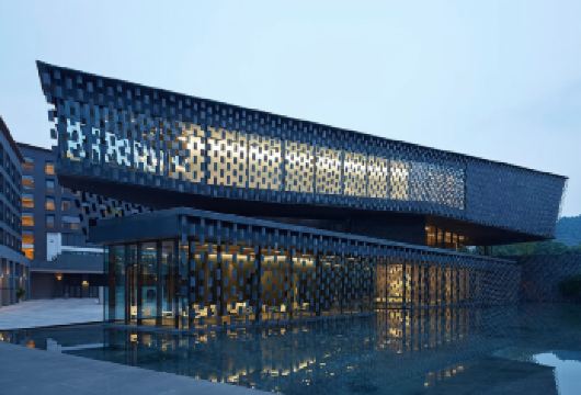 成都黄龙溪古镇+黄龙溪欢乐田园古镇与田园休闲之旅【景点游玩与车程时间经过精确配比，确保体验深度与舒适度，也可根据需求定制行程】