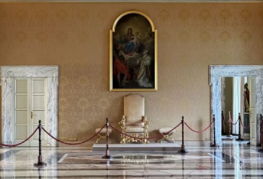 包车漫游罗马城堡区：夏宫+古道+古城+内米湖风光一线尽揽【无需为交通烦恼，舒适专车全程接送，行程灵活自由，随心掌控游览节奏，沉浸式感受意大利风情。】