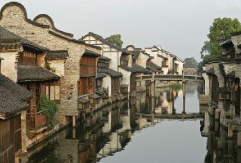 商务车丨英文导游丨上海出发+西塘+西栅+含西栅夜游【[精选景点]感受古镇千年韵味，夜游西栅！】