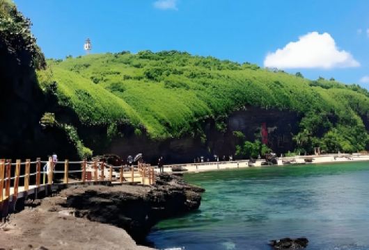 涠洲岛一日游「含往返船票+上岛门票+环岛拼车游」纯玩无购物【北海网红景点，邂逅南方马尔代夫-涠洲岛，探秘中国年轻的火山岛，享受悠闲假期！】