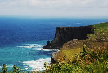 爱尔兰都柏林+莫赫悬崖一日游/vip专车/一日往返【HP+权游取景/一日往返+vip专车+尊享出行】