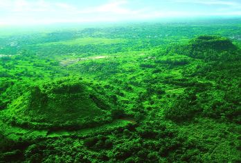 海南海口包车一日游：骑楼老街+地质公园+电影公社 EA【全程中文/英文/俄语服务，沟通无障碍，景点可调。】