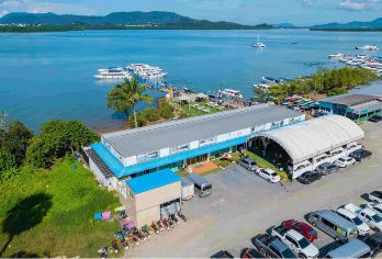 【普吉岛】海星号/缤纷号 皮皮岛竹子岛一日游（中文导游）【[普吉岛]Seastar海星号/缤纷号 皮皮岛竹子岛一日游（中文导游，全岛接送）】