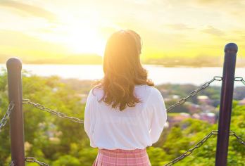 厦门鼓浪屿+集美学村+最美转角+港仔后沙滩一日活动老别墅下午茶【[经典线]看一座私人花园孤本，多彩的小资情调的“钢琴岛”鼓浪屿】