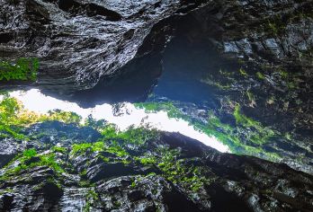 【可选游船】重庆武陵山大裂谷+816+乌江一日游【8人团】【可选乌江画廊游船，去除只去观景台带来的遗憾（仅我们含乌江画廊游船）】