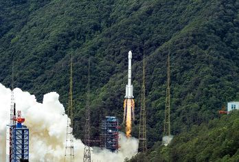 四川西昌卫星发射中心| 登星台火箭发射1.4KM现场观礼一日【[限量人生体验]：现场一起倒数：3.2.1. 点火，见证火箭点火腾空而起，见证祖国航天科技的伟大】