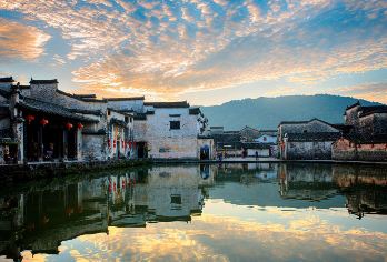 宏村景区+西递一日游【包车游汤口起屯溪止】【品质保障，纯玩无购物 小车小团，轻松自由 走进画里乡村，感受徽文化】