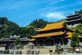 蚩尤九黎城+乌江画廊【2-8人小团，坐游船观乌江看苗寨】【无需早起晚归、无需中转接驳、酒店接送、商务车或轿车更舒适】