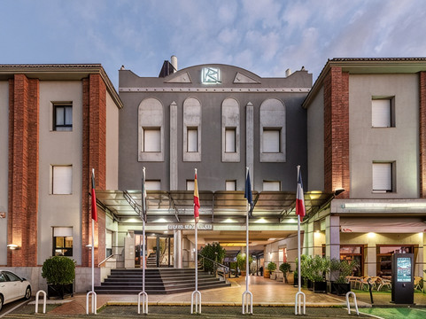 Campo Maior酒店住宿-Hotel Rio Badajoz