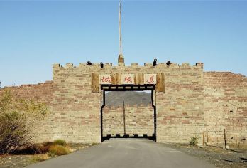 新疆盐湖景区+达坂城古镇景区一日游【精品包车游】【[专车接送]专车无忧往返接送】