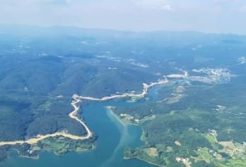 湖北荆门漳河机场固定翼飞行观光【空中看漳河水库+赏荆门风光】【经验丰富老机长，价格透明，服务用心贴心放心】