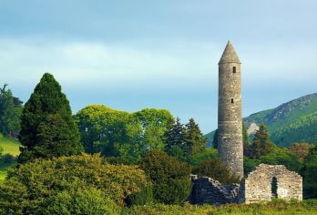 威克洛山脉国家公园一日游【探索爱尔兰“花园之郡”自然风光】【感受格伦达洛的古老遗迹和威克洛的荒野完美融合】