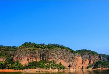 泰宁大金湖甘露寺+上清溪竹筏漂流一日游【独立用车+酒店接送】【商务车旅游空调车，舒适安心，保证一人一座】
