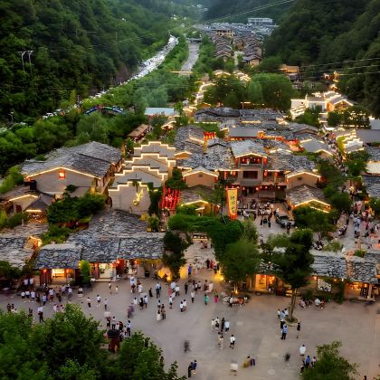 秦岭终南山寨+杜鹃花开叠水瀑布木王森林公园【2-6人团】一日