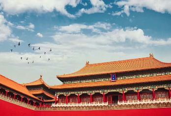 天安门【升旗仪式】+天安门广场讲解+两人起五环内上门接【[优质服务]五环内2人起上门接，拒绝凌晨十二点排队，讲解服务；】