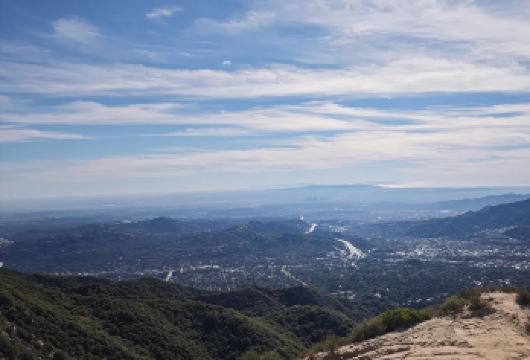 美国洛杉矶圣莫尼卡海滩+格里菲斯天文台【中文专车包车出行】【中文专车出行，景点灵活调整，打卡经典，游玩自己定义，无需等待，专属贴心服务，尽享惬意旅程】