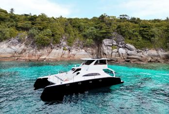 【限时特惠】普吉岛斯米兰群岛一日游 阿丽塔/含上岛费三餐接送【快速到达，拒绝长时间的路程，让你更快到达斯米兰感受斯米兰人文风景(●'◡'●)】